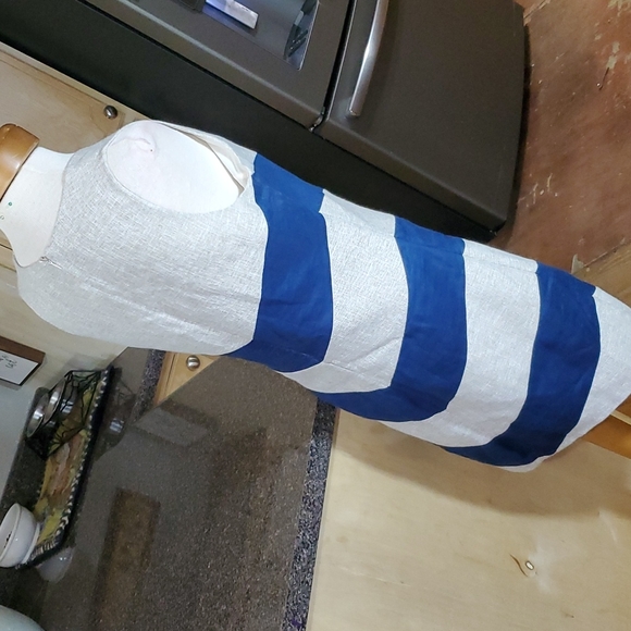 Cindy + Johnny Dress Size Medium - Picture 4 of 6